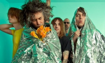 New Flaming Lips album emerges from dark circumstances