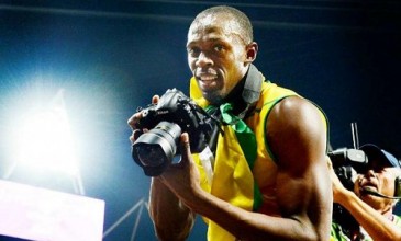 Usain Bolt DJs in London, probably better than Fatboy Slim at last night’s Olympics