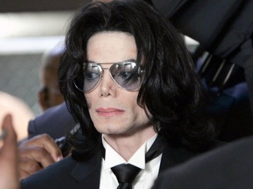 "An emotionally paralysed mess": emails cast doubt on promoters' duty of care to Michael Jackson