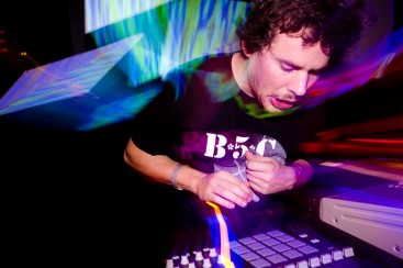 Fulgeance releases the Mini Club EP, made exclusively from library music samples