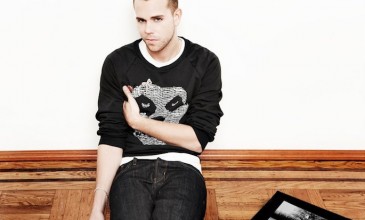 M83 releases deluxe version of <em>Hurry Up, We’re Dreaming</em>, featuring Trentemøller remix