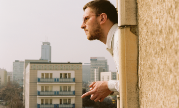 PAN’s resident Casio whizz Heatsick takes a trip in ‘No Fixed Address’ video
