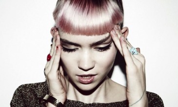 Grimes announces world tour dates