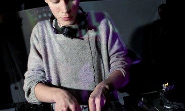 Download a two-hour solo session by R&S / Karenn’s Pariah on NTS Radio