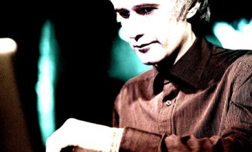 Robert Hampson’s legendary Main return with new album on Editions Mego