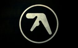 Watch footage of Aphex’s set from Bloc 2011