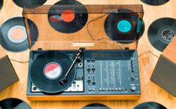 “The world’s only networked vinyl-only radio show” pilots