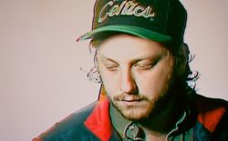 Download a song from Oneohtrix Point Never’s Rifts boxset
