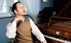 Stream the new LP from Atom ™, HD