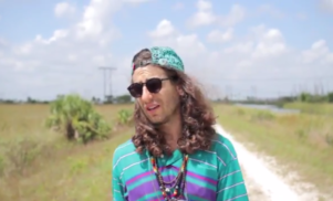 Premiere: Rad Reef boss ZachG discovers a mountain of weed in ‘Freeda Peeple’s Anthem’ video