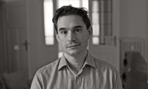 Electronic pioneer Oval releases new album VOA: download, watch the first video and read his interview with FACT inside