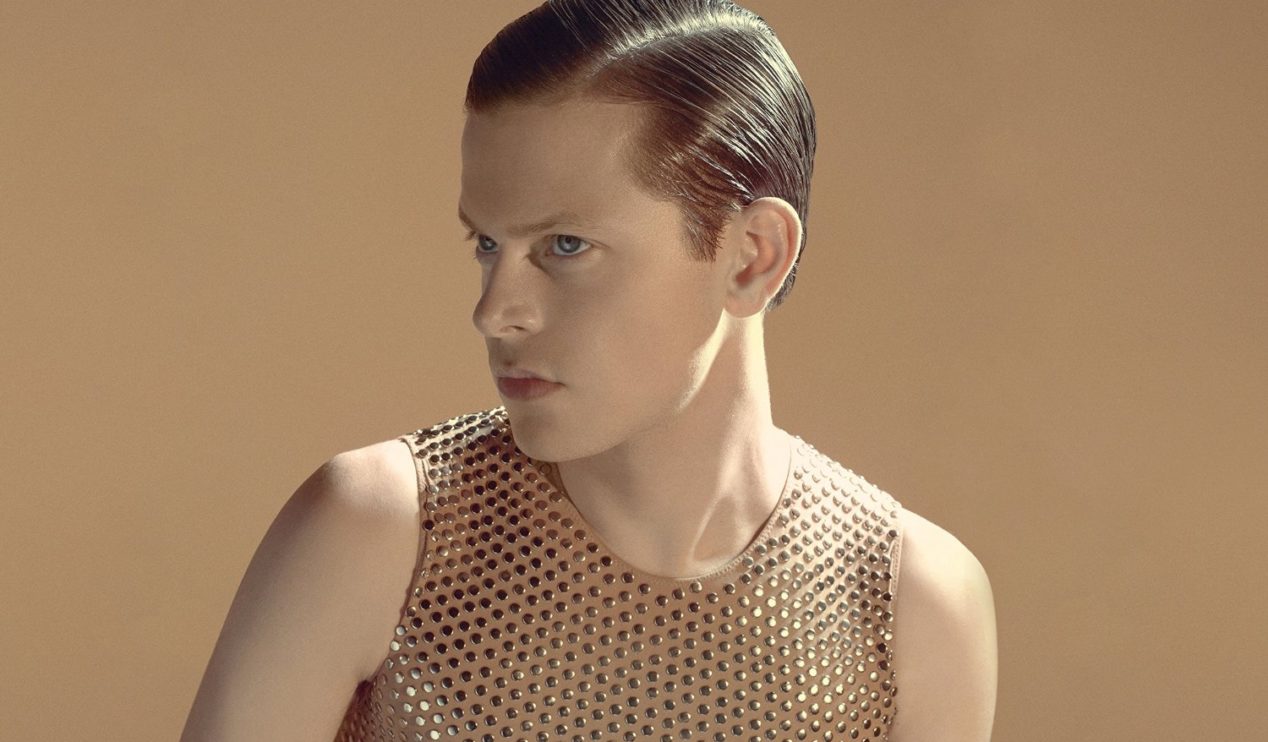 Perfume genius 2017 - no shape. Perfume genius. Too bright. The earth is bright. Too bright.