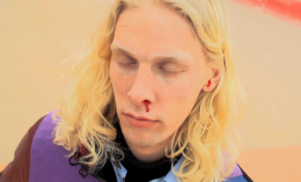 Desert Sound Colony – ‘Cracks In My Soul’ (Official Video)