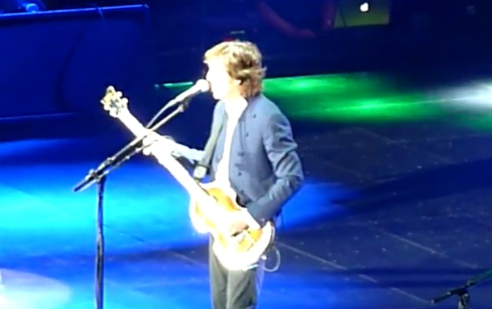 Paul McCartney played his proto-techno tune 'Temporary Secretary' live for the first time last night