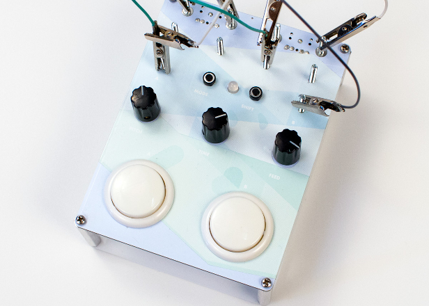 Daedelus has built a custom effect unit called the Delaydelus