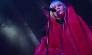Watch Róisín Murphy perform ‘House Of Glass’ and ‘Simulation’