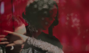 Kelly Lee Owens – ‘Uncertain’ (Official Video)