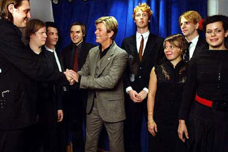 Arcade Fire announce David Bowie memorial parade in New Orleans