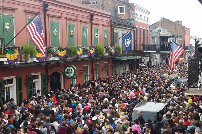 Arcade Fire host David Bowie memorial parade in New Orleans