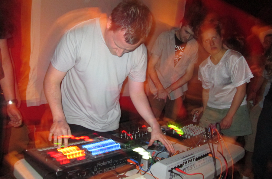 Stream Davey Harms' frenetic Hausu Mountain debut Cables