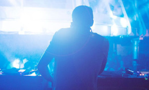 Apple Music just signed a deal transforming online mixes: What it means for DJs and dance fans