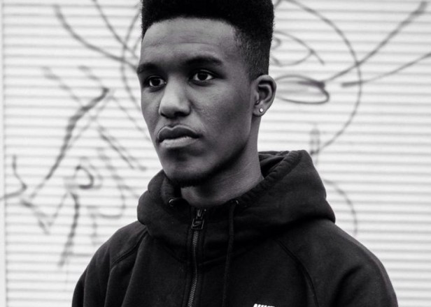 Novelist declares his own genre Ruff Sound with 40-minute Rinse session