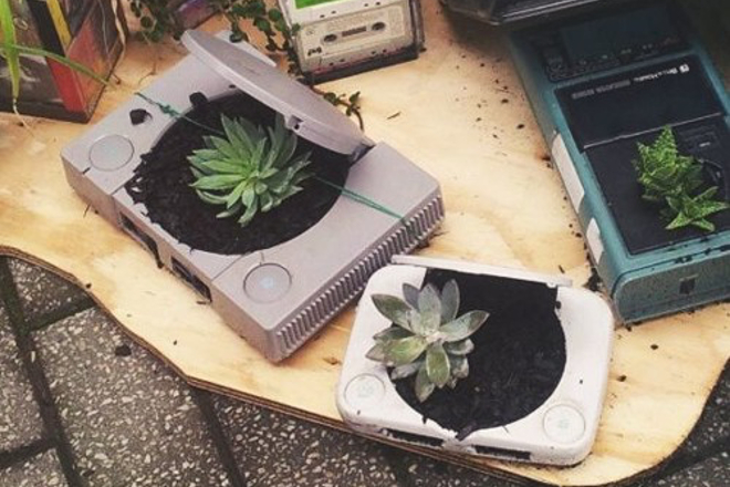This mix of ambient video game music is the perfect blend of nostalgia and modern classics