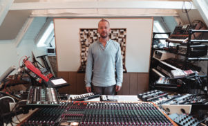 Sebastian Mullaert – Against The Clock