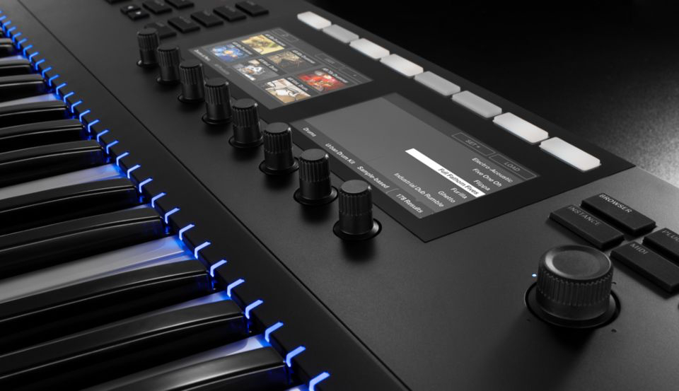 Komplete Kontrol MK2 review: A MIDI keyboard to keep your eyes off