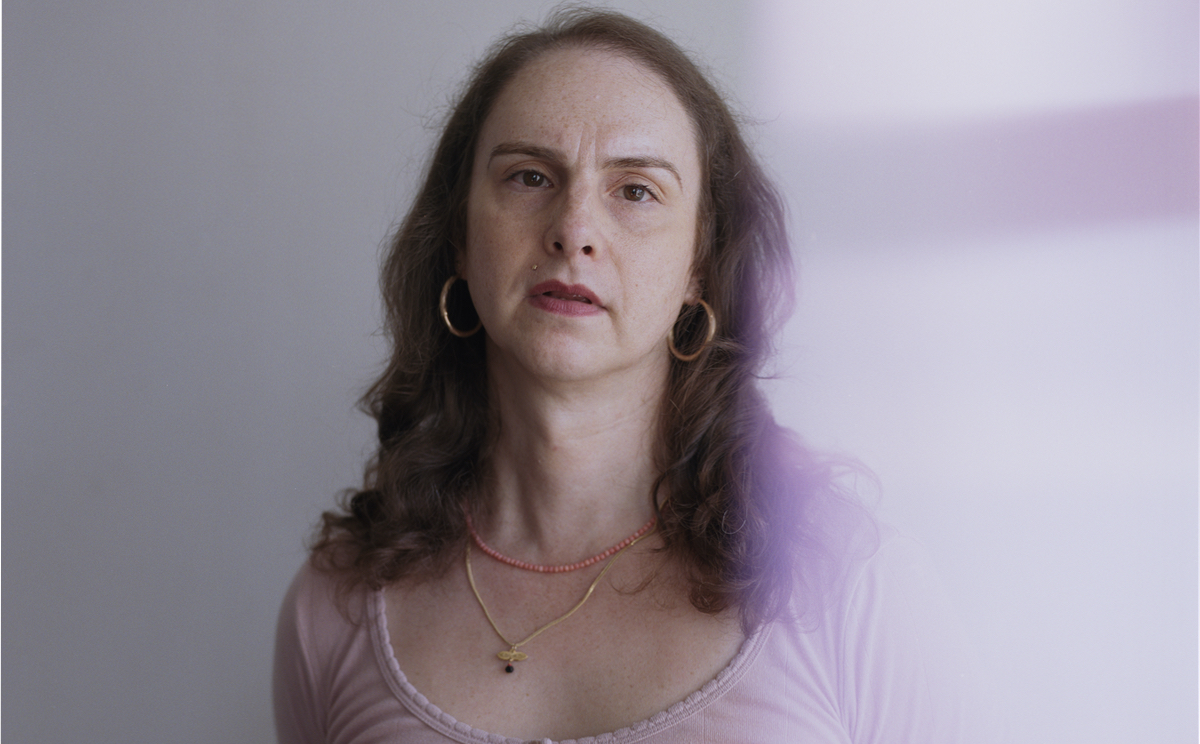 Gavilán Rayna Russom