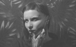 Hilary Woods realizes more A/V visions in ‘Orange Tree’ video