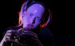 Wackelkontakt delve into a fractured psyche in ‘Papamummy’ and ‘Progress’